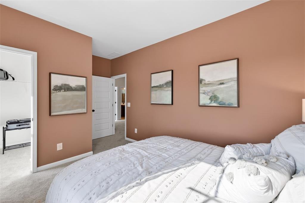 241 Shire Loop Property Photo 20