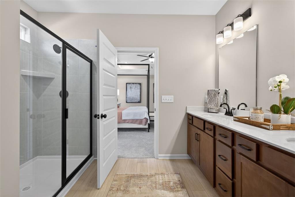 241 Shire Loop Property Photo 30