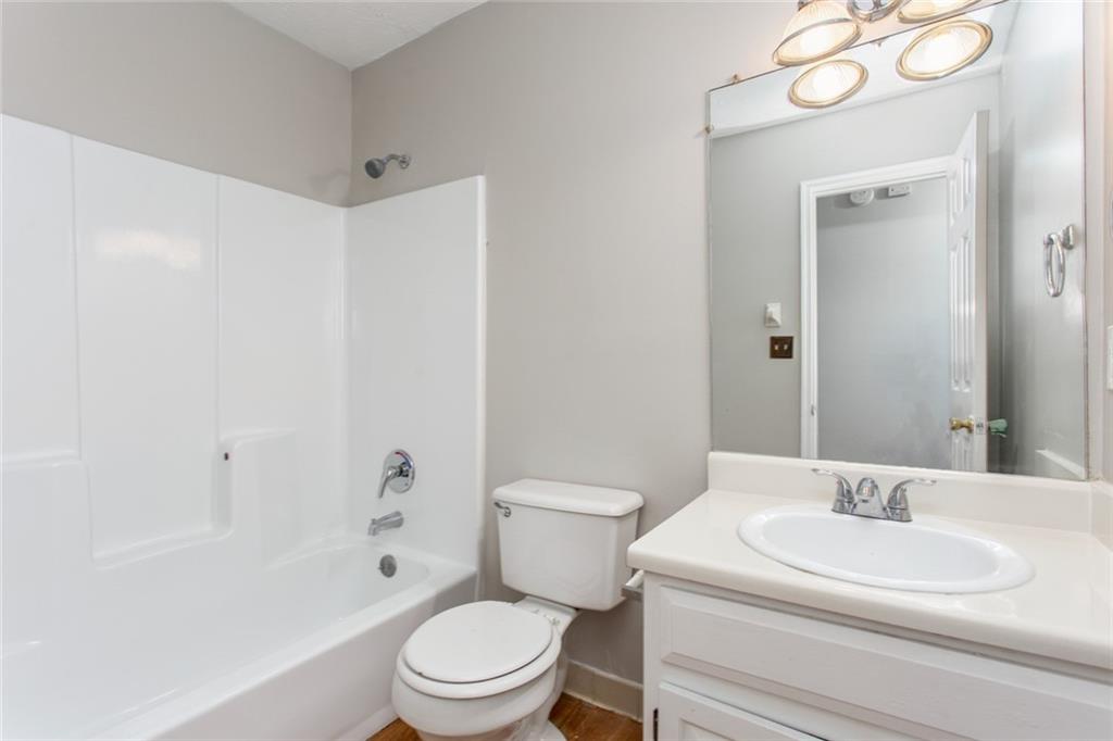 8642 Plumtree Drive Property Photo 16
