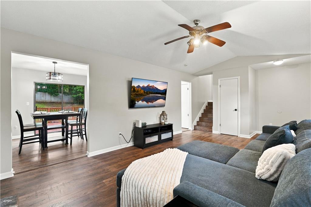 191 Wana Circle Se Property Photo 6