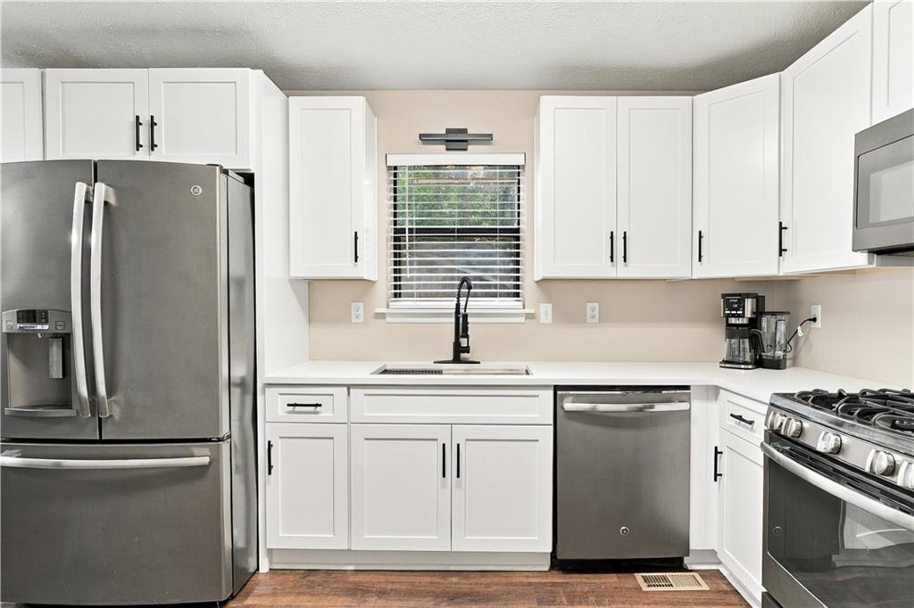 191 Wana Circle Se Property Photo 8