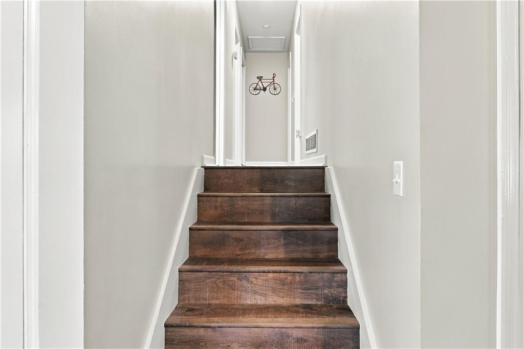 191 Wana Circle Se Property Photo 13