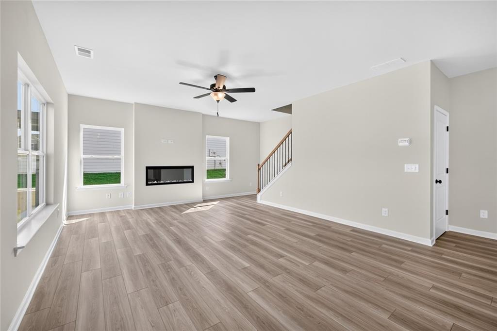 115 Shire Loop Property Photo 10