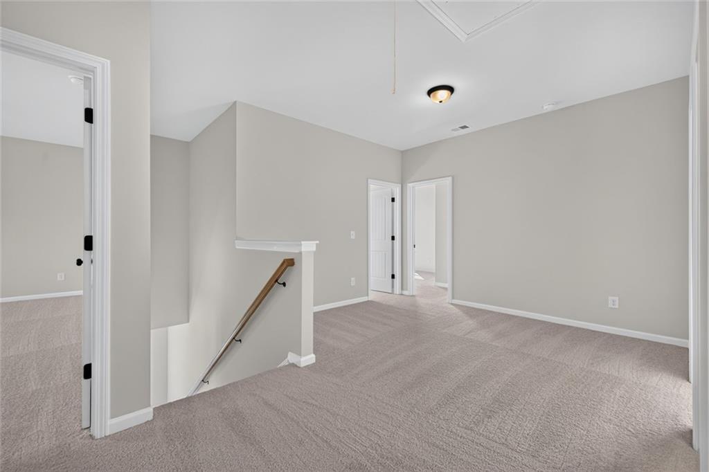 115 Shire Loop Property Photo 22