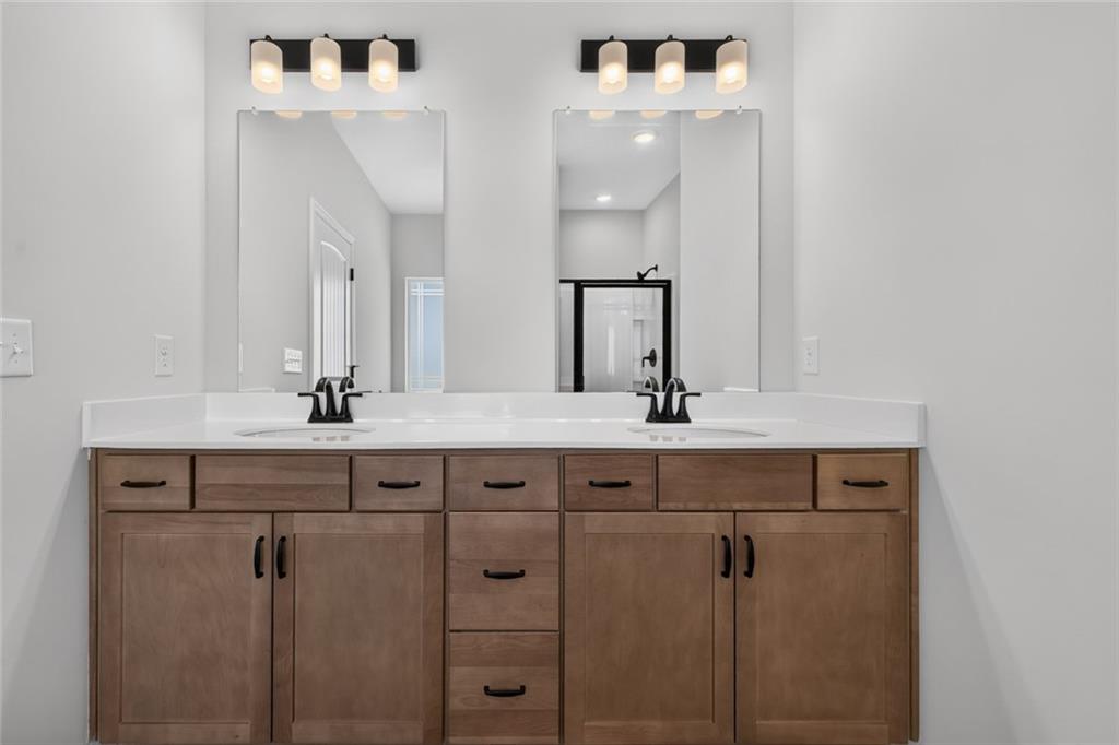 115 Shire Loop Property Photo 30