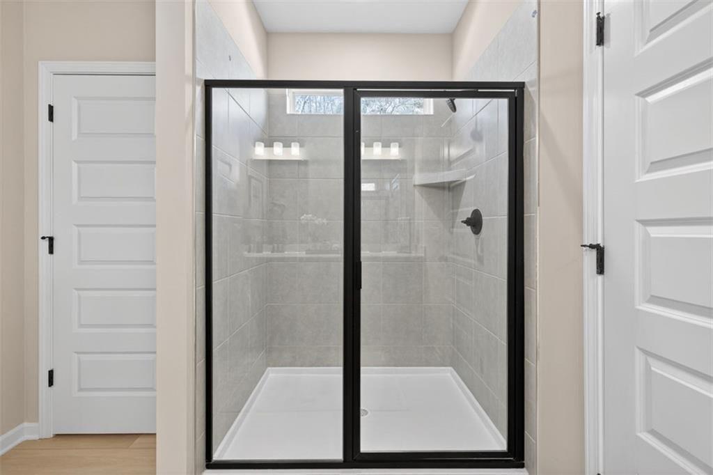 115 Shire Loop Property Photo 34