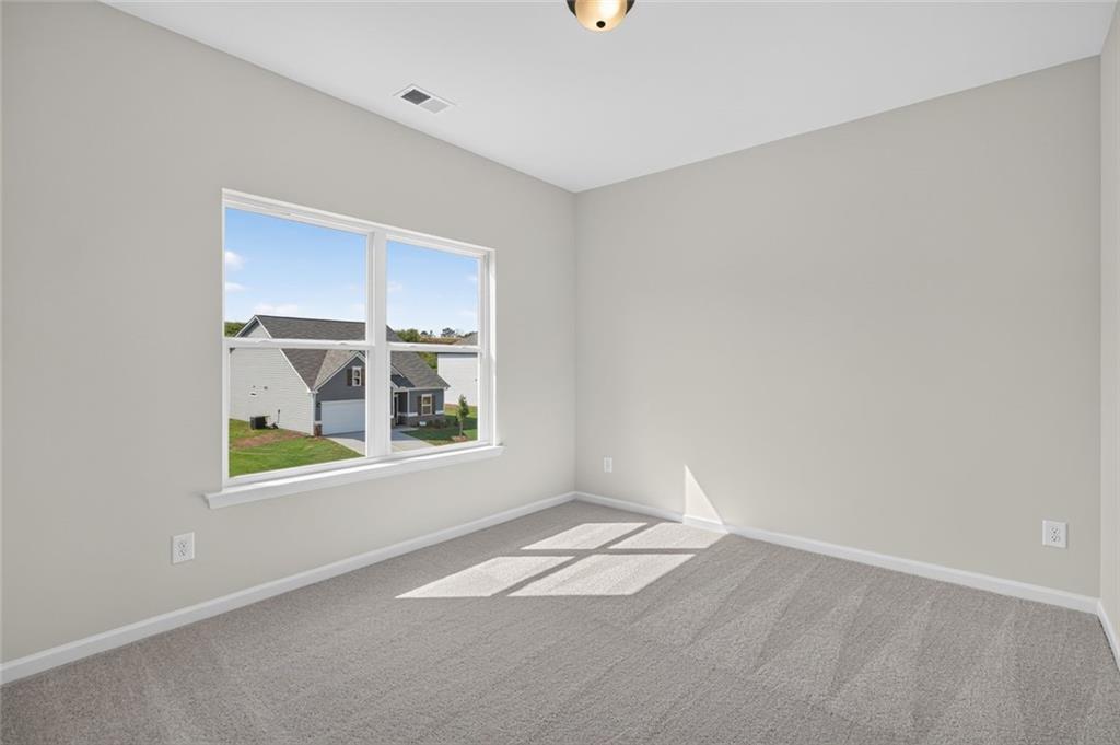 115 Shire Loop Property Photo 37