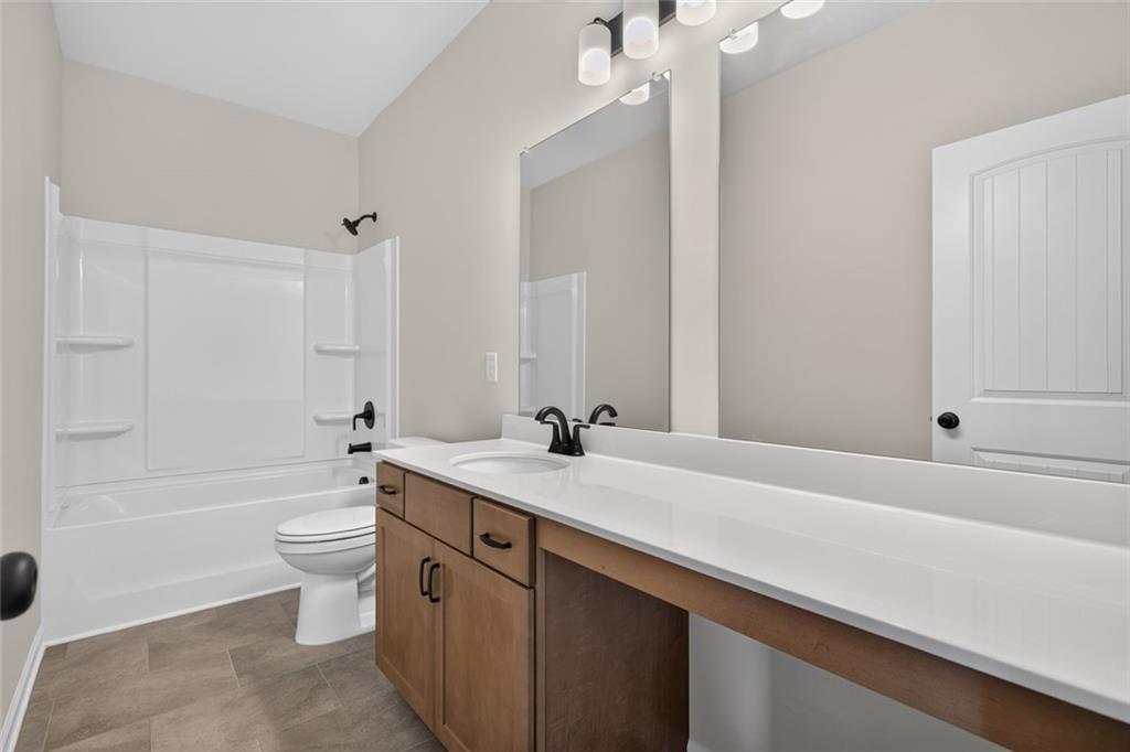 115 Shire Loop Property Photo 39
