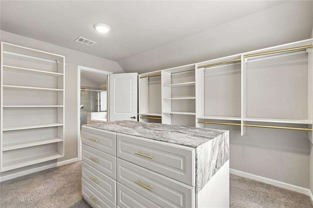 7837407 Property Photo 38