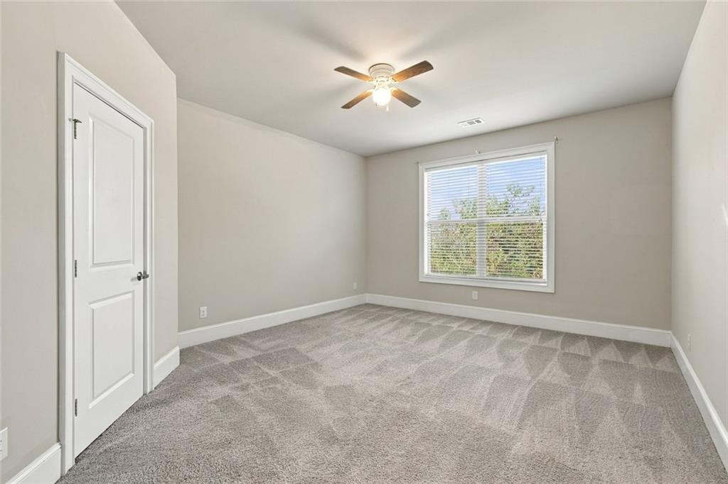 7837407 Property Photo 42