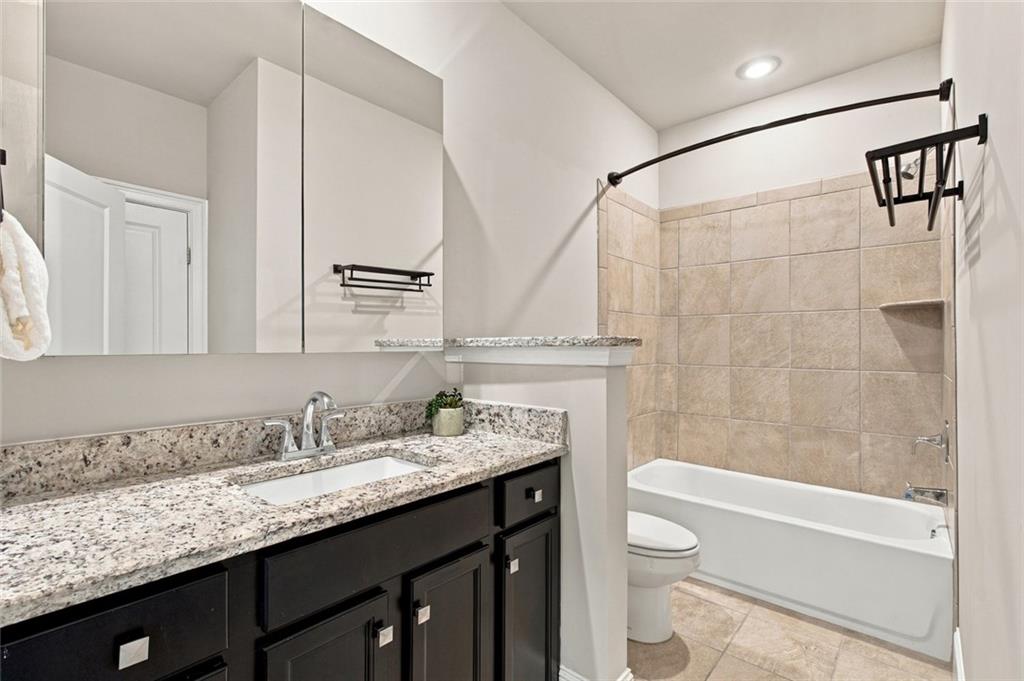 7837407 Property Photo 49