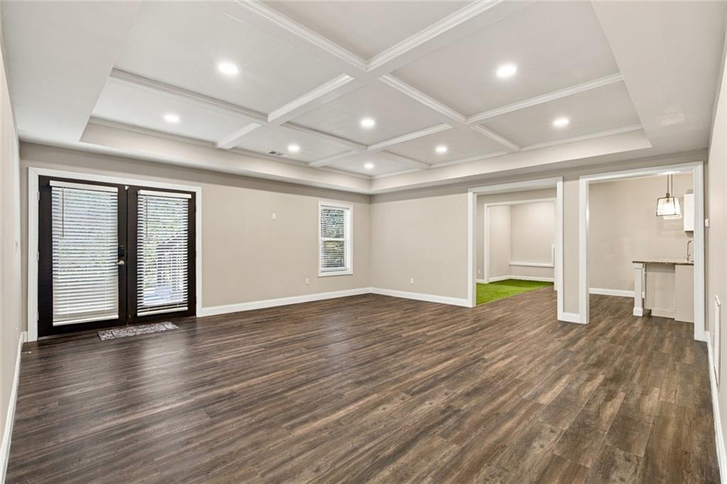 7837407 Property Photo 54