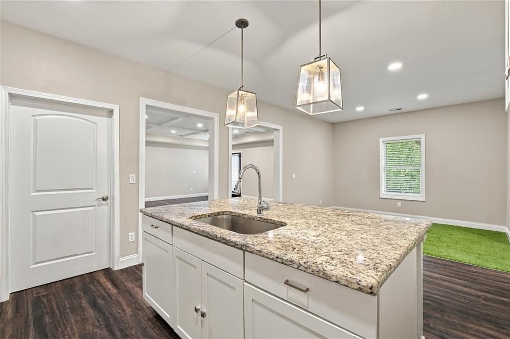 7837407 Property Photo 58