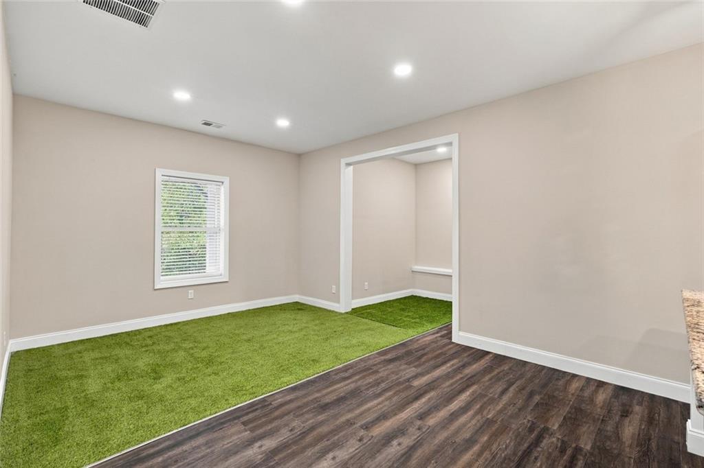 7837407 Property Photo 64