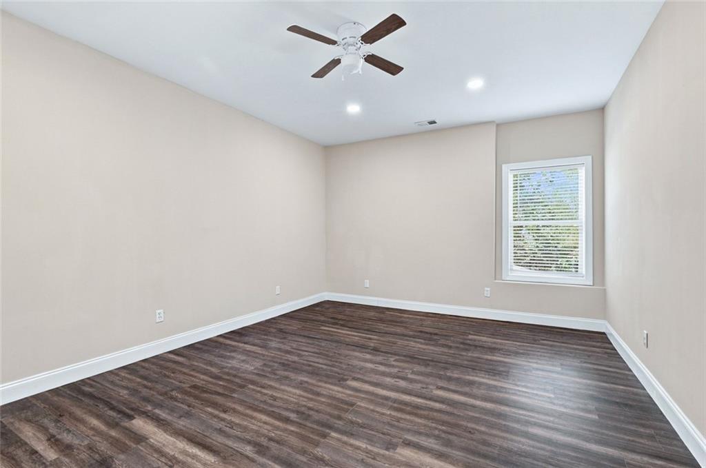 7837407 Property Photo 67