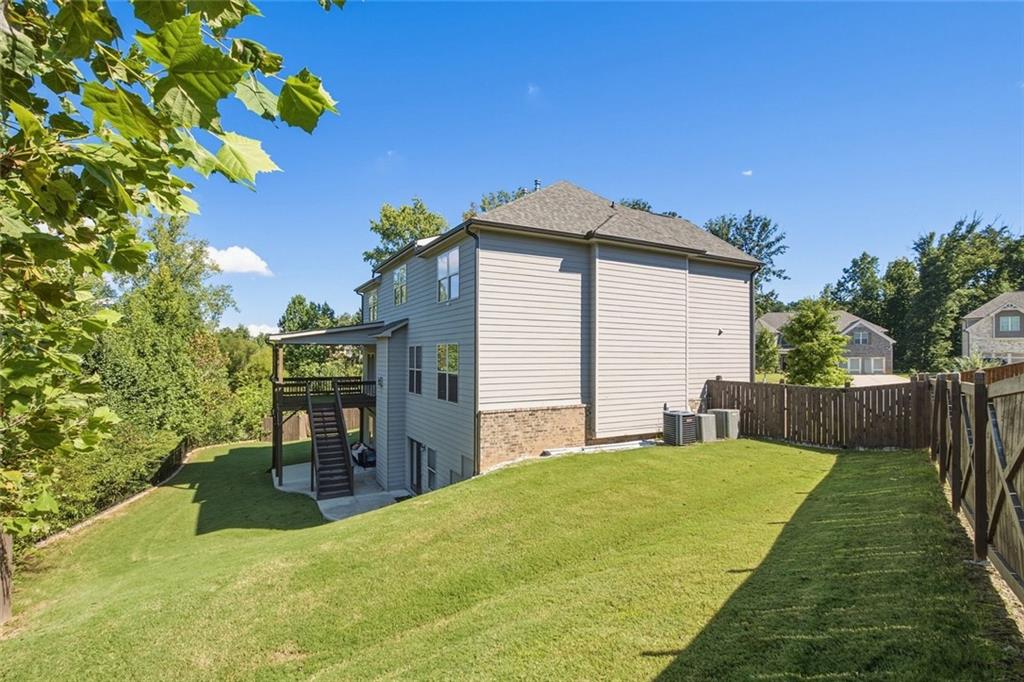 7837407 Property Photo 77