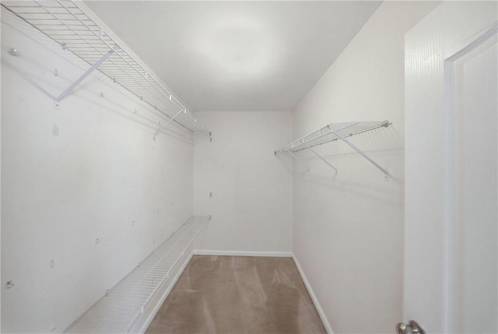 177 Revolutionary Drive Property Photo 14