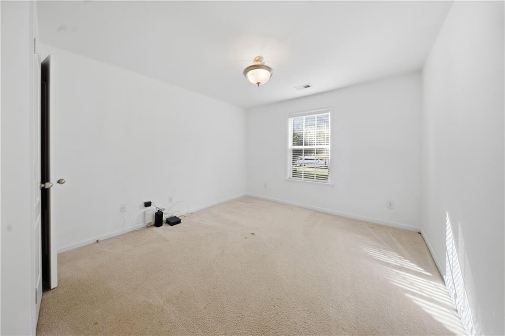 177 Revolutionary Drive Property Photo 20