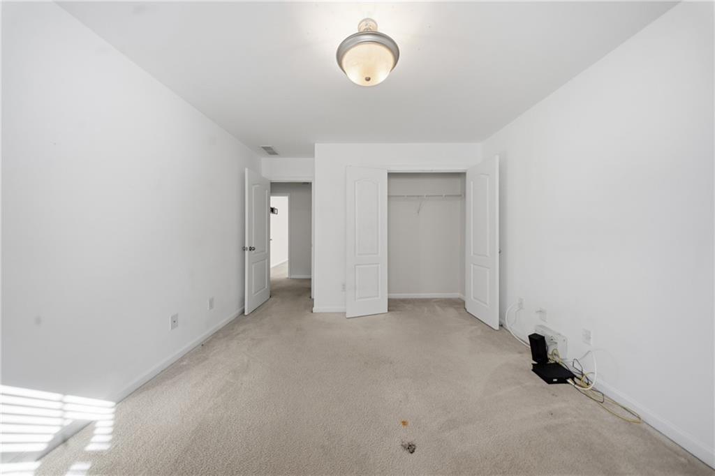 177 Revolutionary Drive Property Photo 21