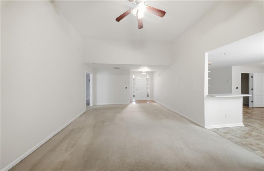 177 Revolutionary Drive Property Photo 23