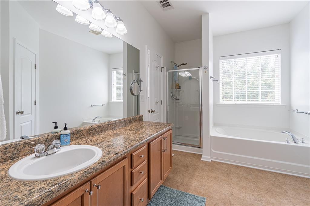 1216 Park Pass Way Property Photo 7