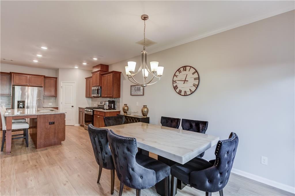 1182 Lanier Willow Path Property Photo 14