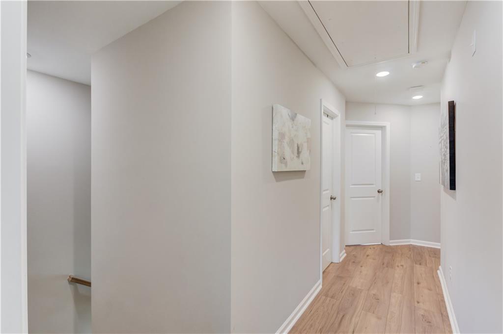 1182 Lanier Willow Path Property Photo 18