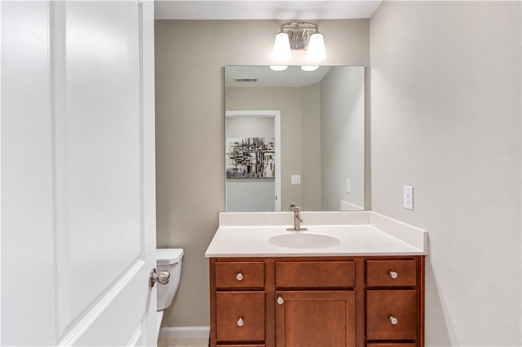 1182 Lanier Willow Path Property Photo 26
