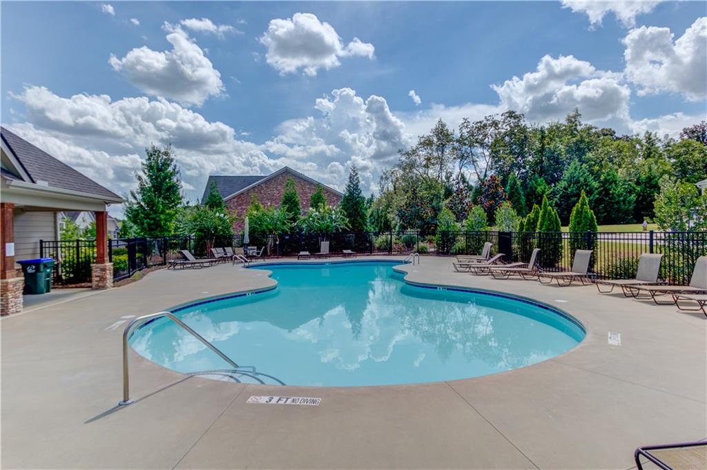 1182 Lanier Willow Path Property Photo 41