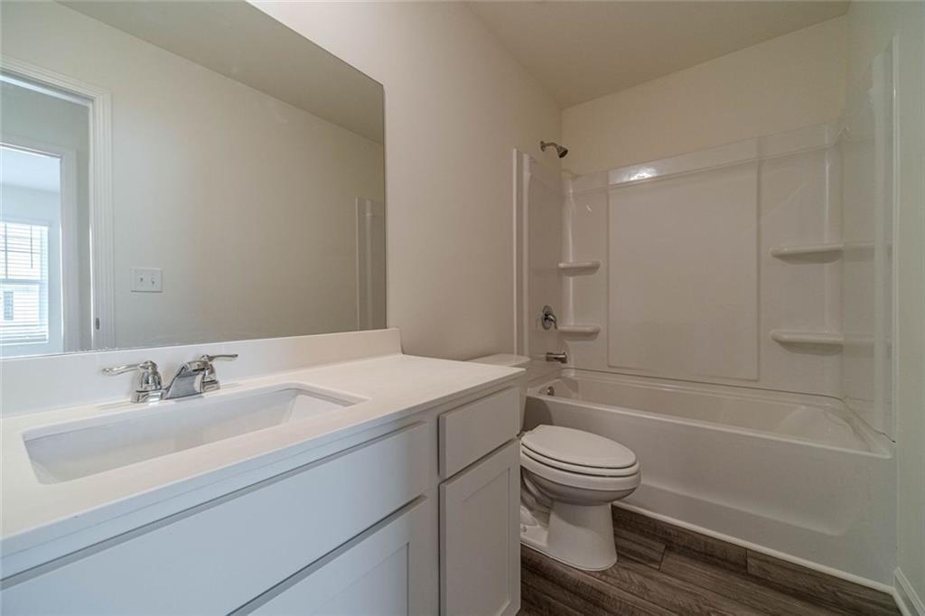 29 Padley Drive Property Photo 16