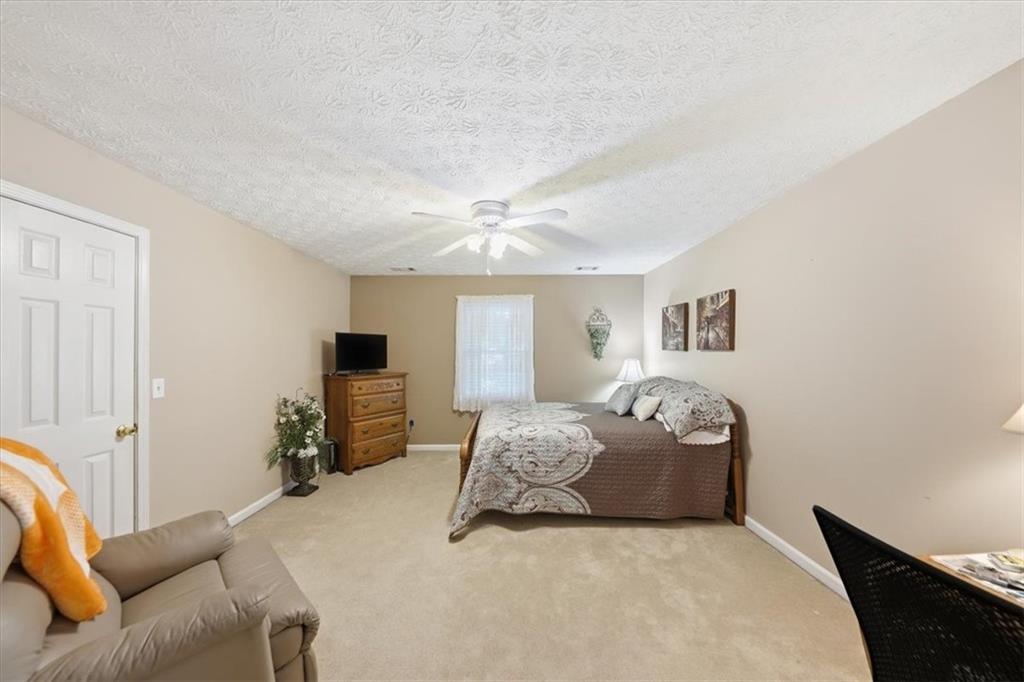 172 Glenn Eagles Way Property Photo 32
