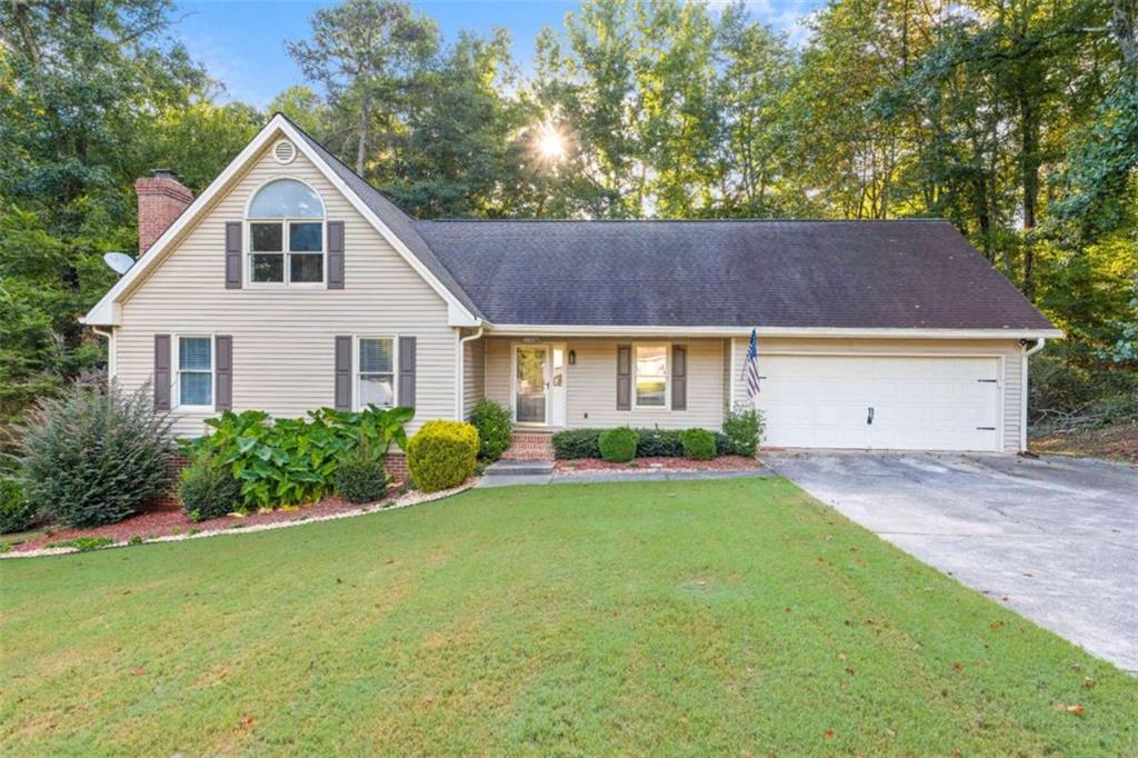 17 Mountain Oaks Drive Property Photo 1