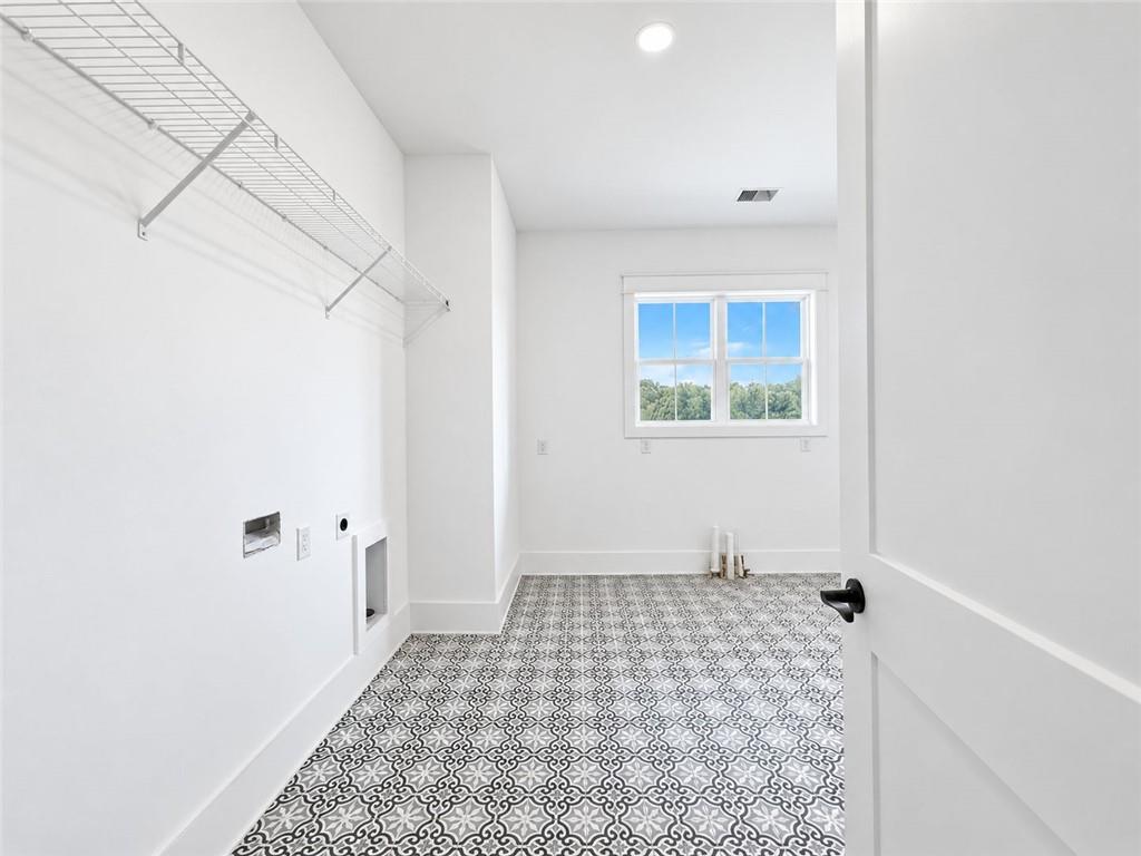 121 Palisade Drive Property Photo 32