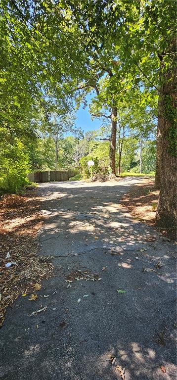 7319 Covington Highway Property Photo 4