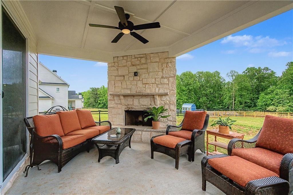 5430 Crow Drive Property Photo 6