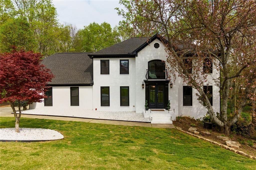 1515 Oakmoor Place Property Photo 1