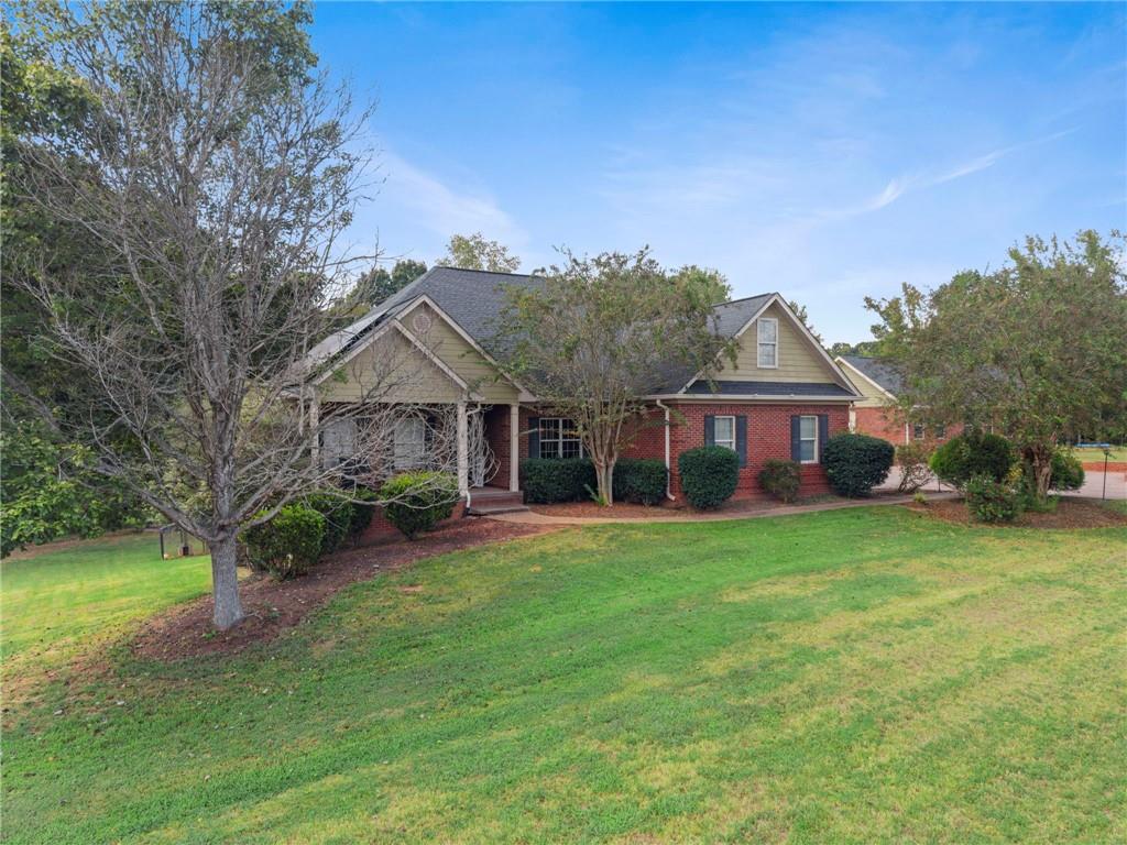 70 Line Drive Property Photo 3