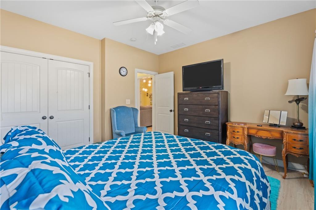 70 Line Drive Property Photo 24