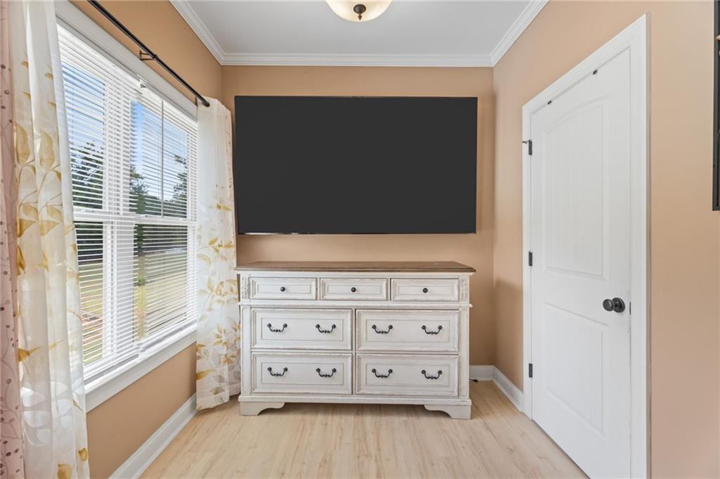 70 Line Drive Property Photo 32