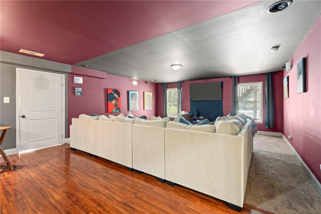 70 Line Drive Property Photo 38