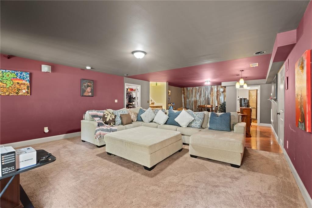70 Line Drive Property Photo 41