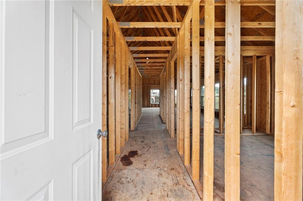 70 Line Drive Property Photo 54