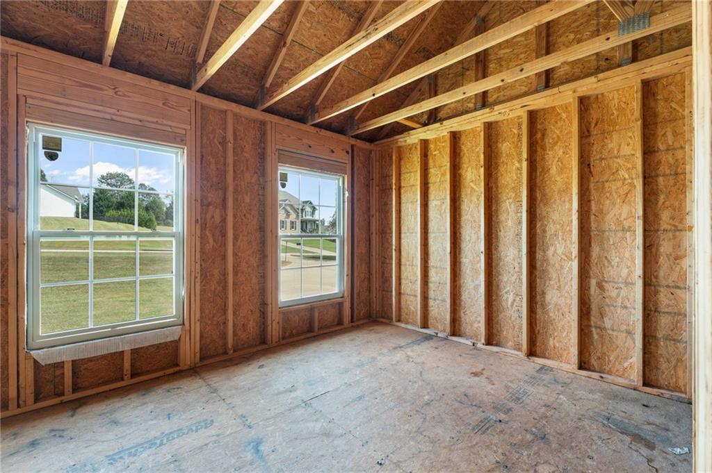 70 Line Drive Property Photo 58