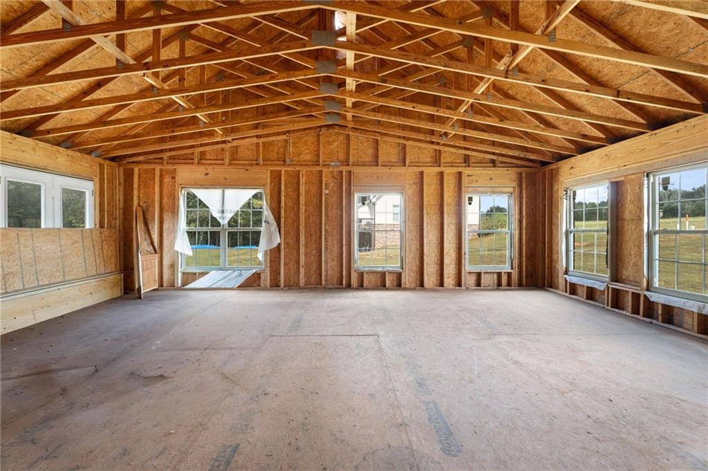 70 Line Drive Property Photo 59