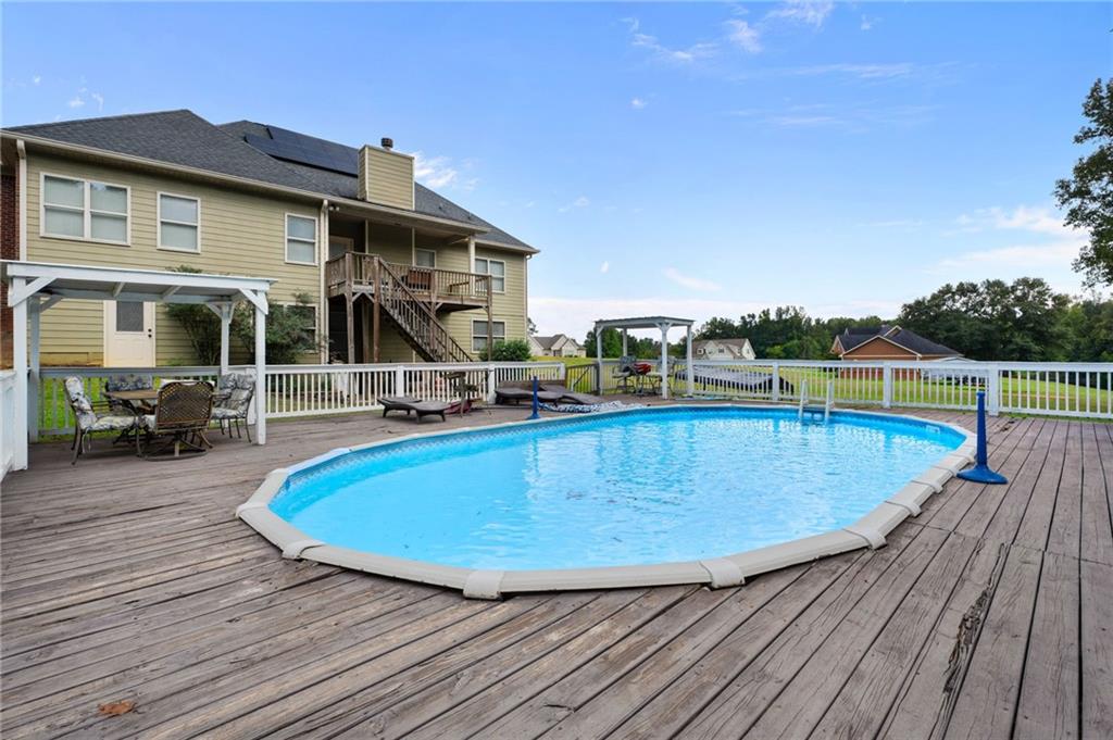 70 Line Drive Property Photo 65
