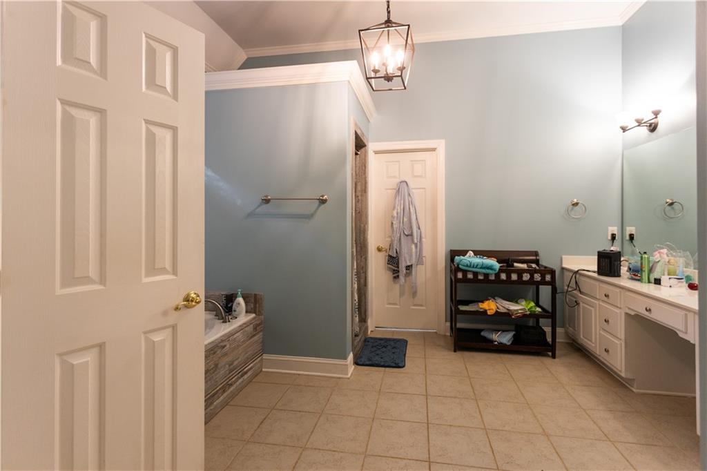 931 Providence Lane Property Photo 23