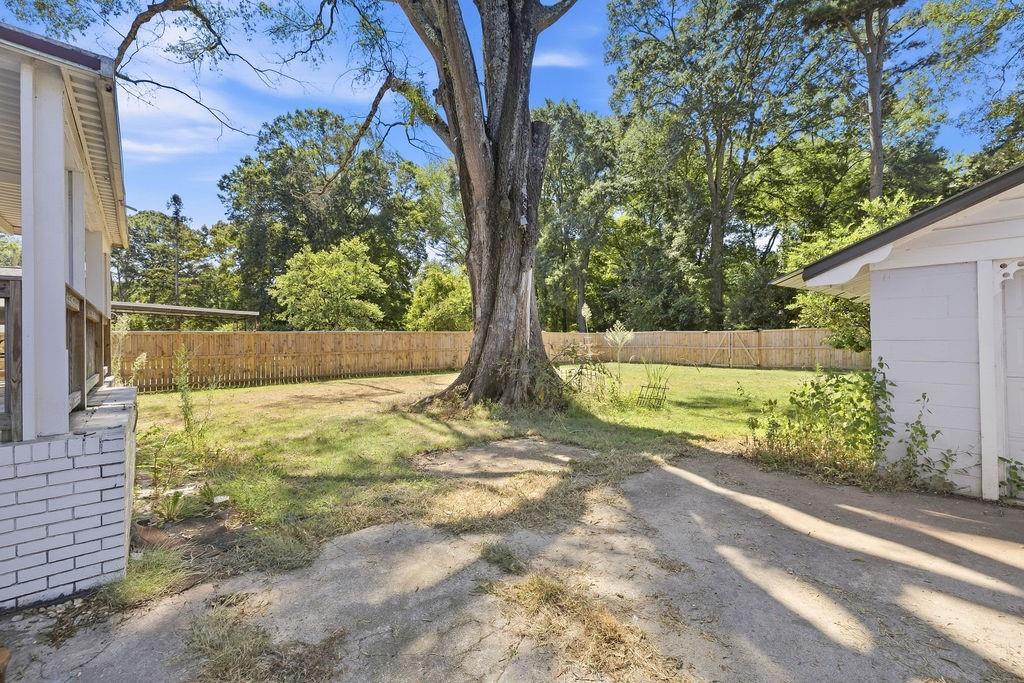 313 Glen Iris Drive Property Photo 22