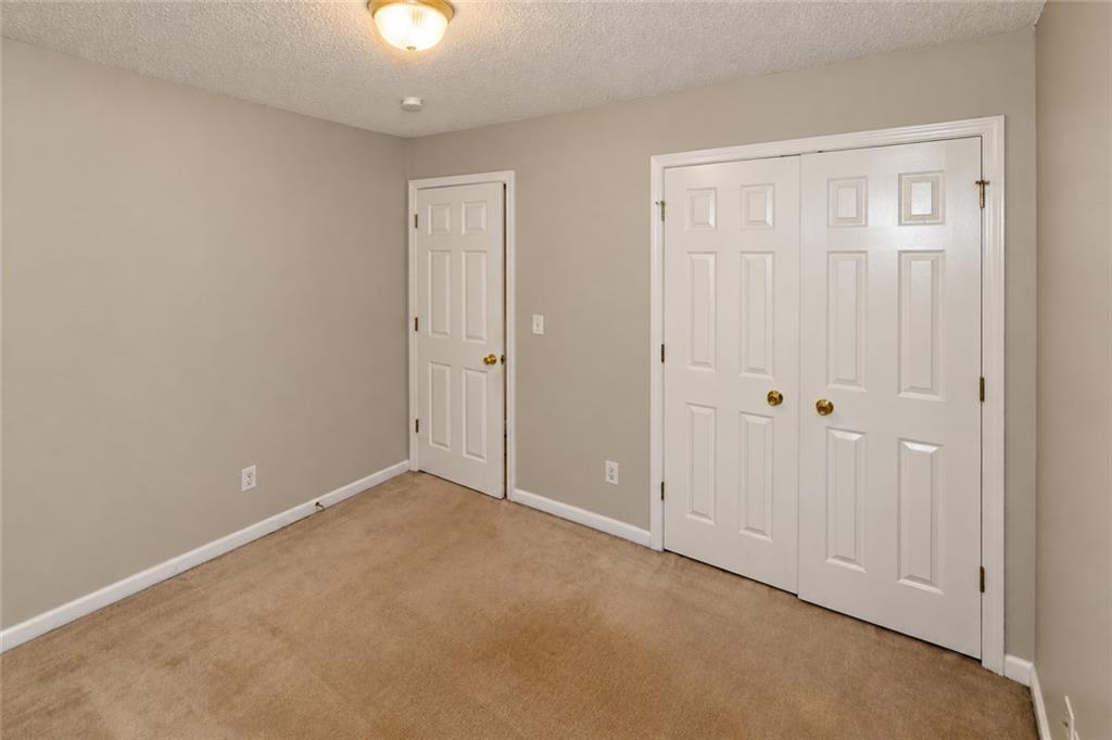 227 Westwind Drive Property Photo 10