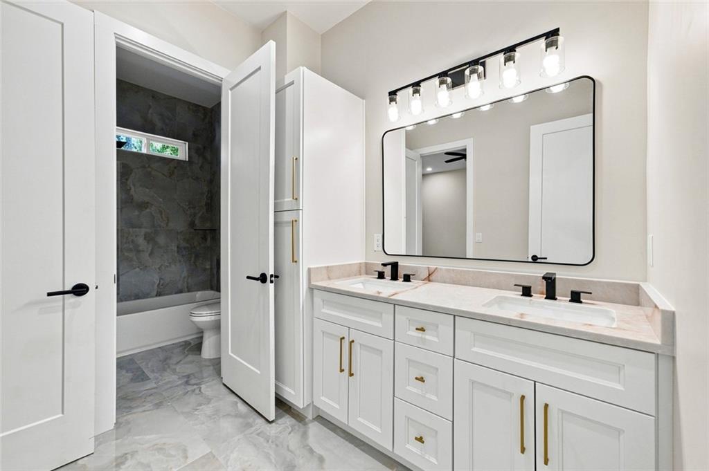 2545 Aniki Bee Drive Property Photo 34