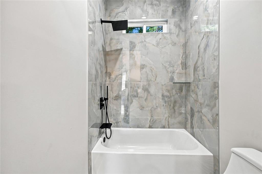 2545 Aniki Bee Drive Property Photo 35